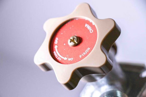 Πολλαπλές στροφές Αντιψυκτικό Σίλκοκ Solder Ends Valve Brass